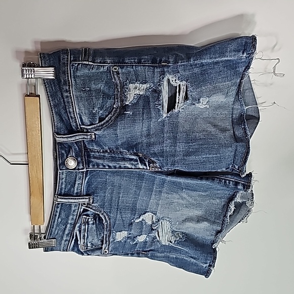 AMERICAN Eagle super super stretch size 6 medium rise jean shorts - Picture 2 of 8